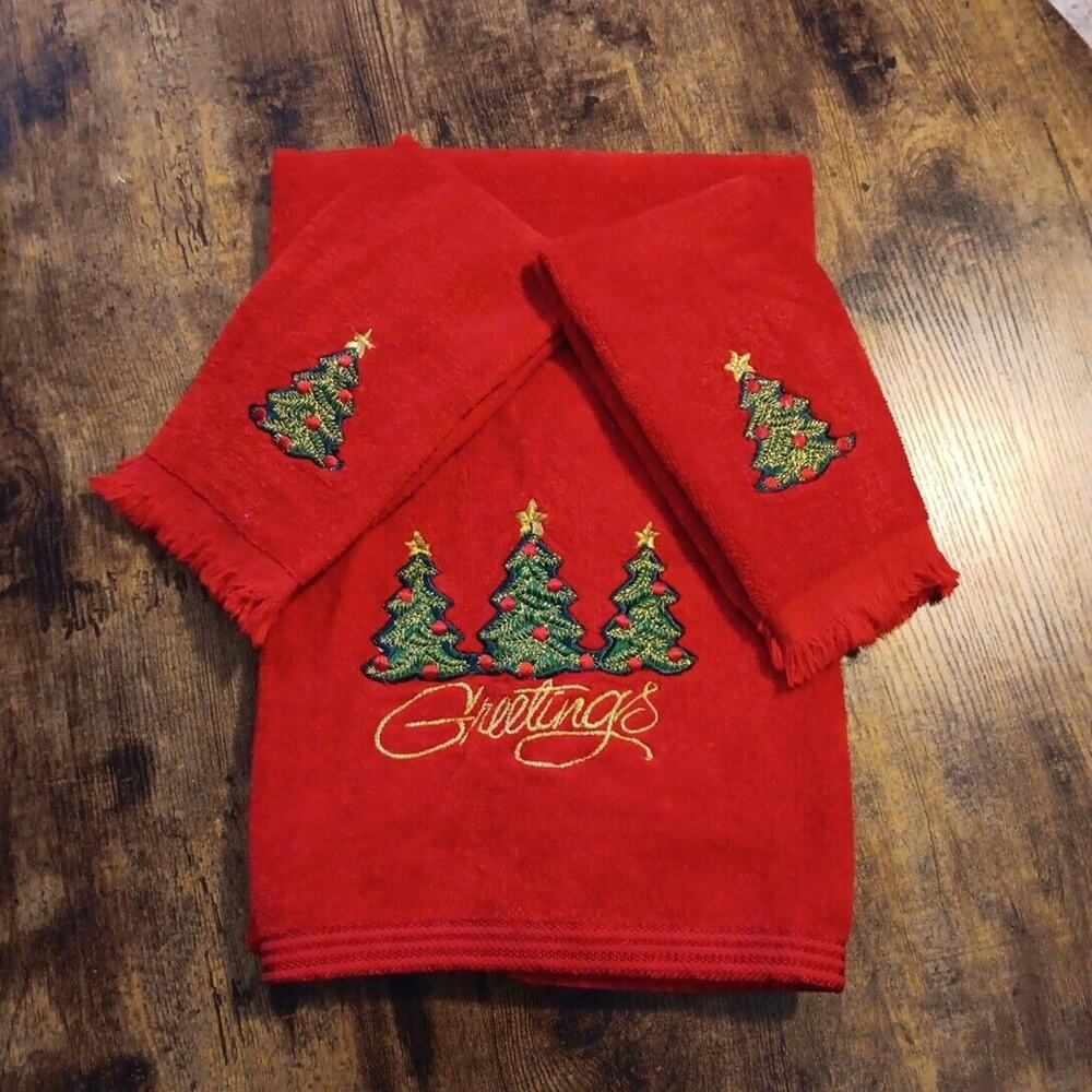 Christmas Tree Embroidered 41x21.5‎ Bath Towel 2 Fingertip Towels 16x11 Gift Vtg